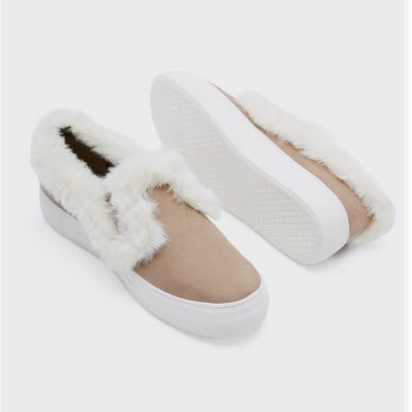 •Eloise• Faux Fur Embellished Slip On Taupe Sneakers - Picture 2 of 5